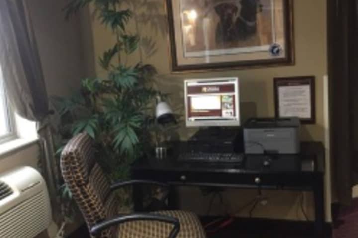 Business Center 115 of 144